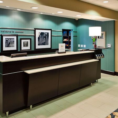 Hampton Inn & Suites Denver Airport / Gateway Park Aurora Exterior foto