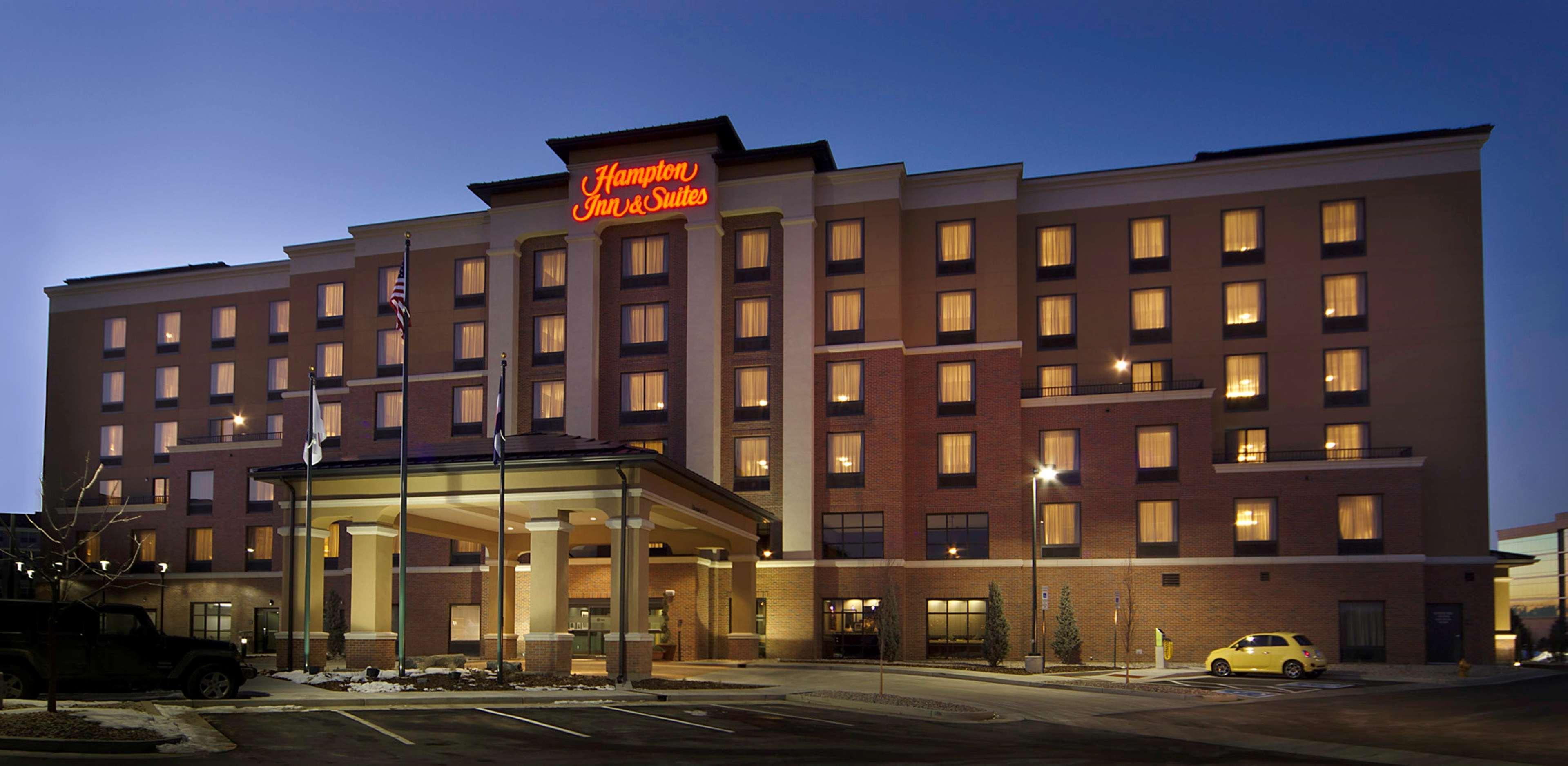 Hampton Inn & Suites Denver Airport / Gateway Park Aurora Exterior foto
