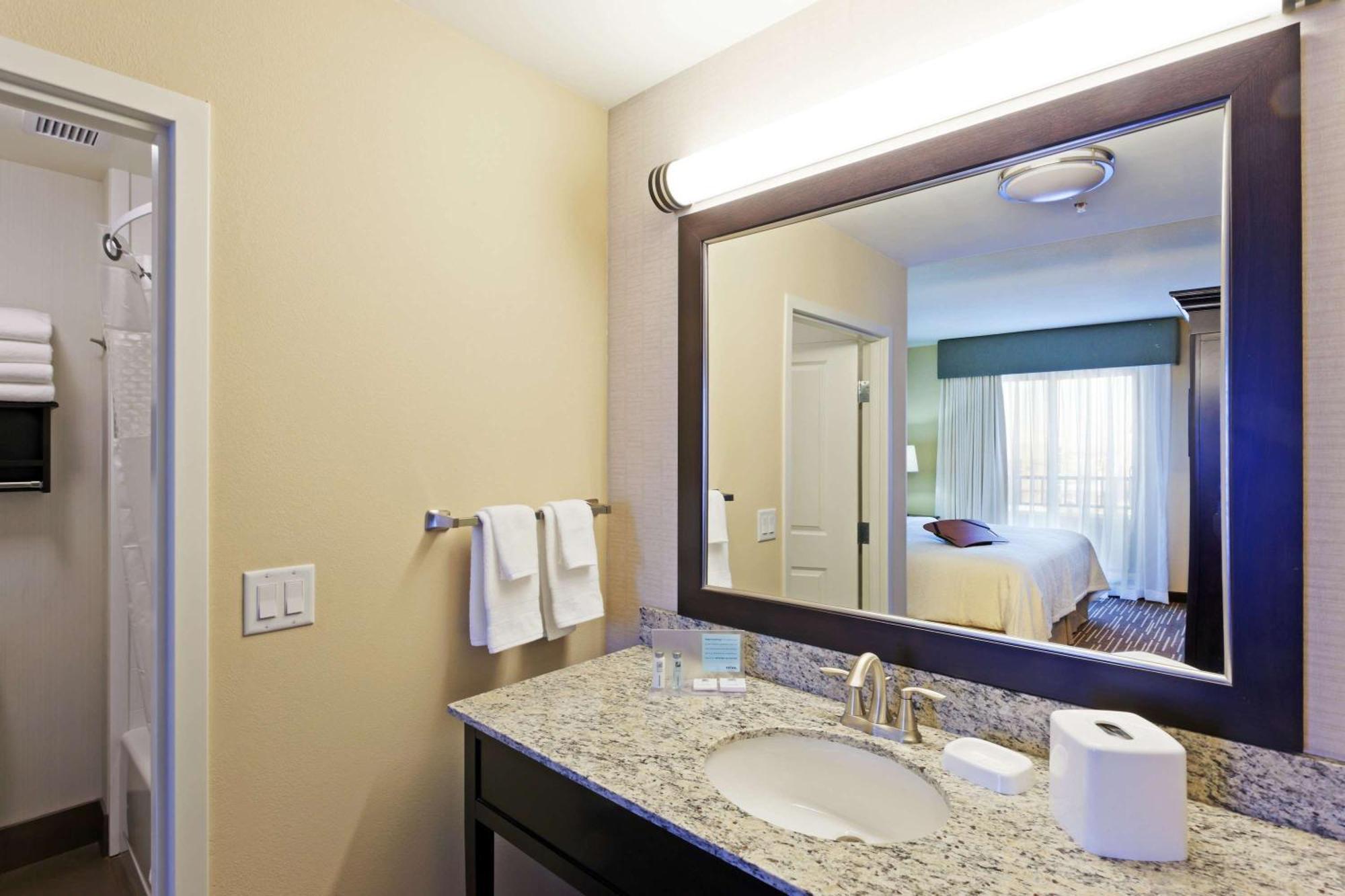 Hampton Inn & Suites Denver Airport / Gateway Park Aurora Exterior foto